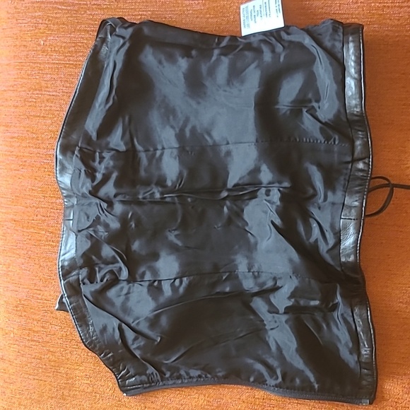 DANIER Black Leather Corset - Picture 8 of 8